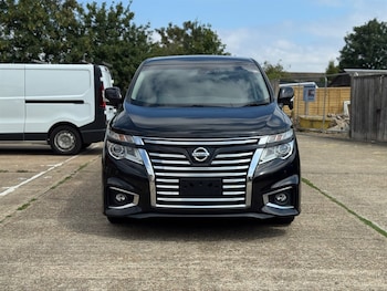 Used Nissan Elgrand 2019 for sale - 76544652: Photo