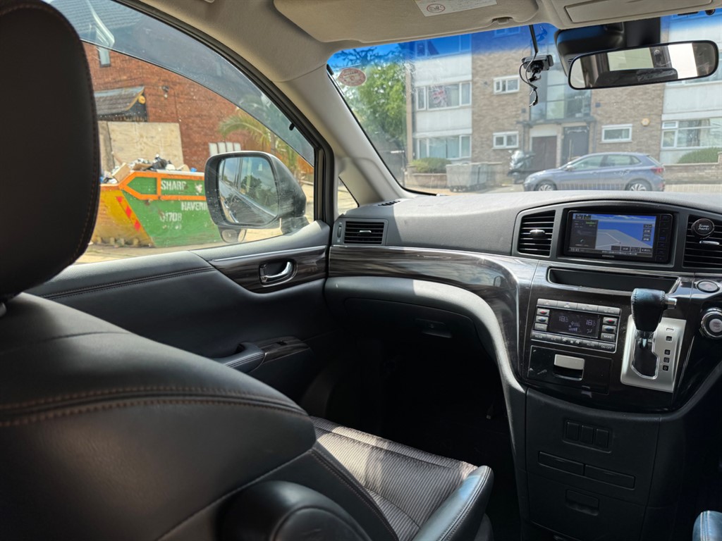 Used Nissan Elgrand 2025 for sale - 76544652: Photo 35