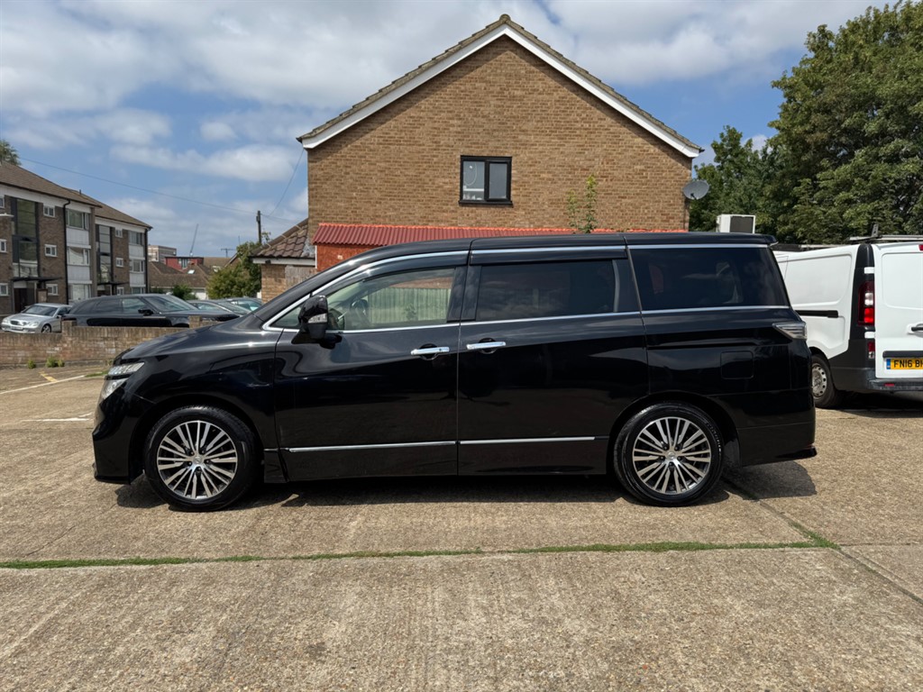 Used Nissan Elgrand 2025 for sale - 76544652: Photo 5