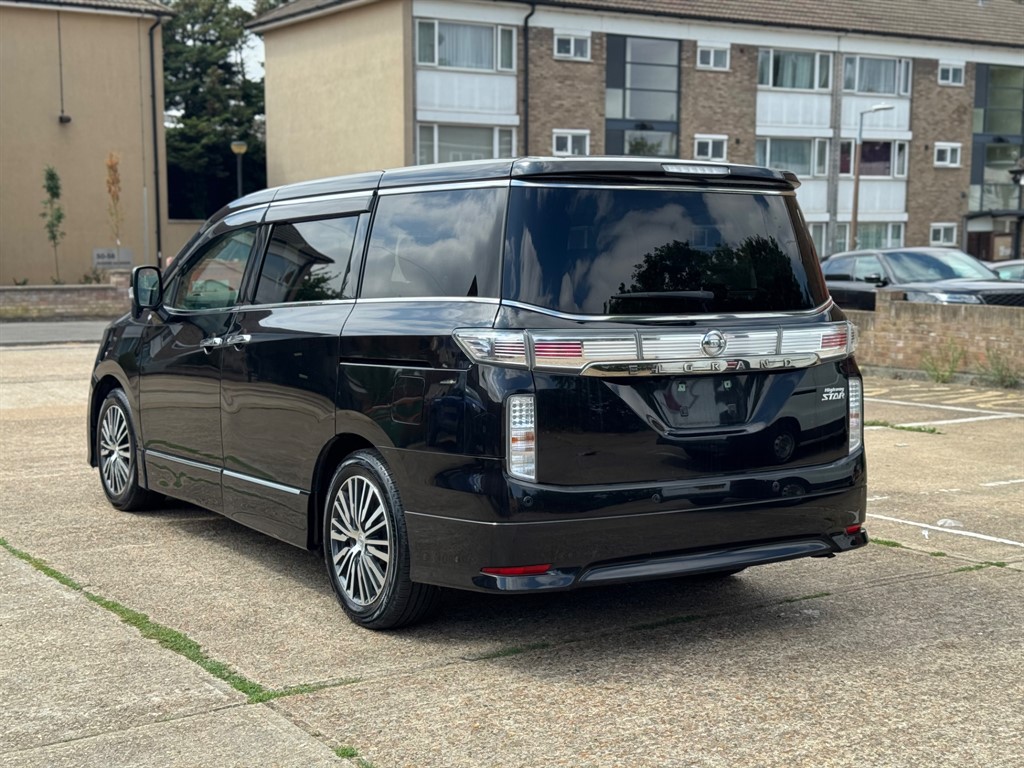 Used Nissan Elgrand 2025 for sale - 76544652: Photo 8