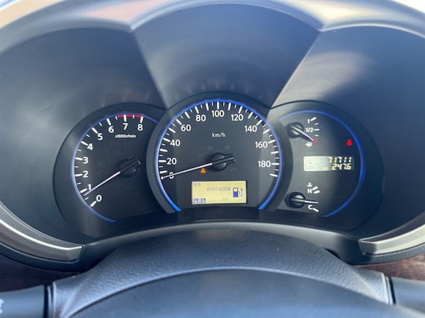 Used Nissan Elgrand 2013 for sale - 76249939: Photo 28