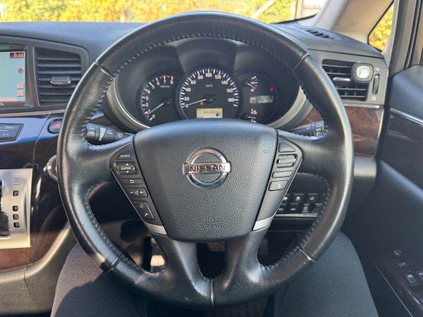 Used Nissan Elgrand 2013 for sale - 76249939: Photo 33