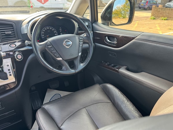 Used Nissan Elgrand 2013 for sale - 76249939: Photo 34