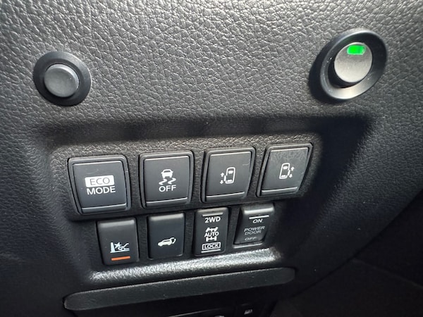 Used Nissan Elgrand 2013 for sale - 76249939: Photo 36