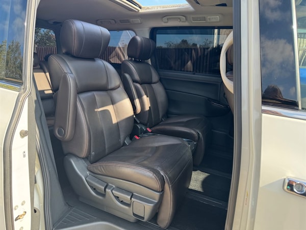 Used Nissan Elgrand 2013 for sale - 76249939: Photo 43