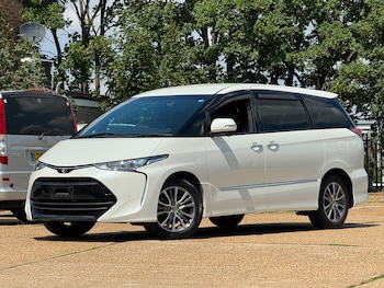 Used Toyota Estima 2019 for sale - 79232269: Photo