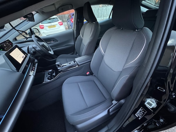 Used Toyota Prius 2023 for sale - 75572497: Photo 44