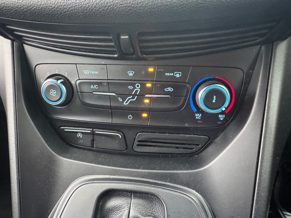 Used Ford Grand C-Max 2016 for sale - 76384670: Photo 24