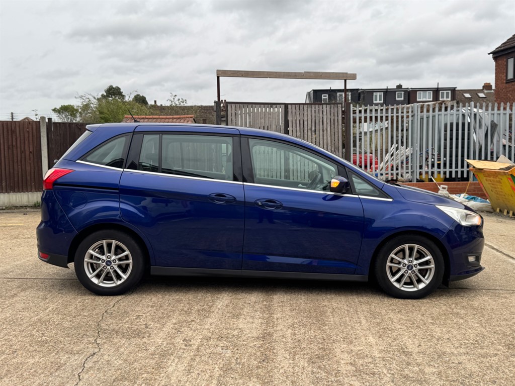 Used Ford Grand C-Max 2016 for sale - 76384670: Photo 4