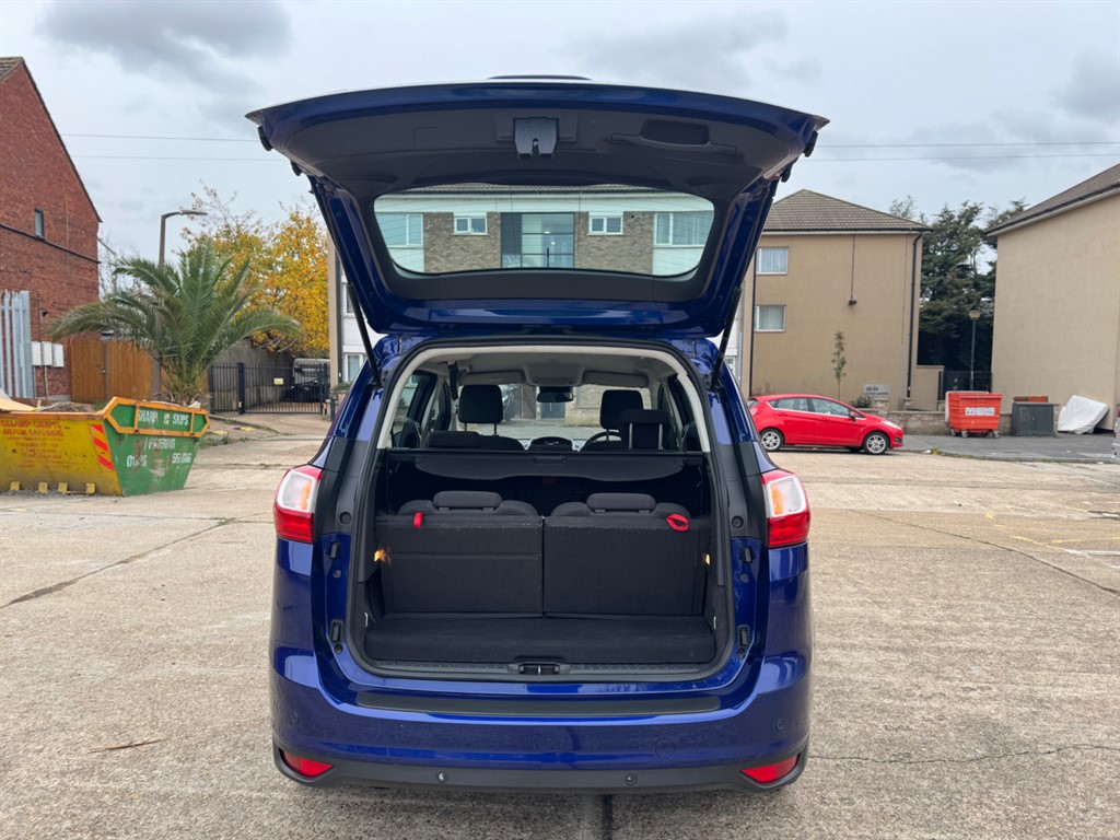Used Ford Grand C-Max 2016 for sale - 76384670: Photo 45