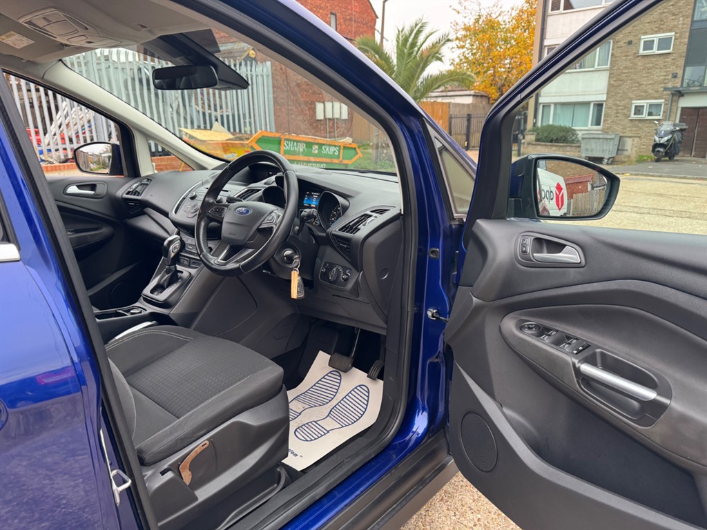 Used Ford Grand C-Max 2016 for sale - 76384670: Photo 9