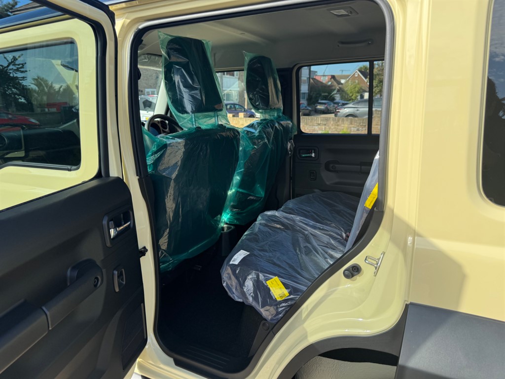 Used Suzuki Jimny 2025 for sale - 76117187: Photo 41