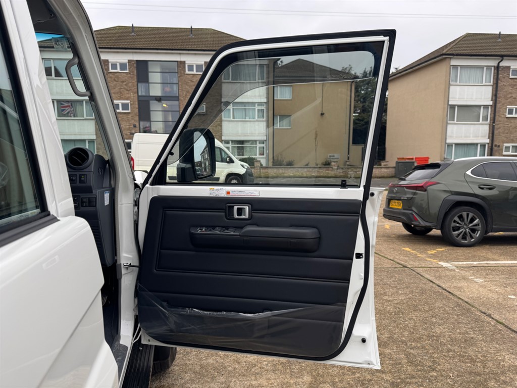 Used Toyota Land Cruiser 2025 for sale - 77036472: Photo 11