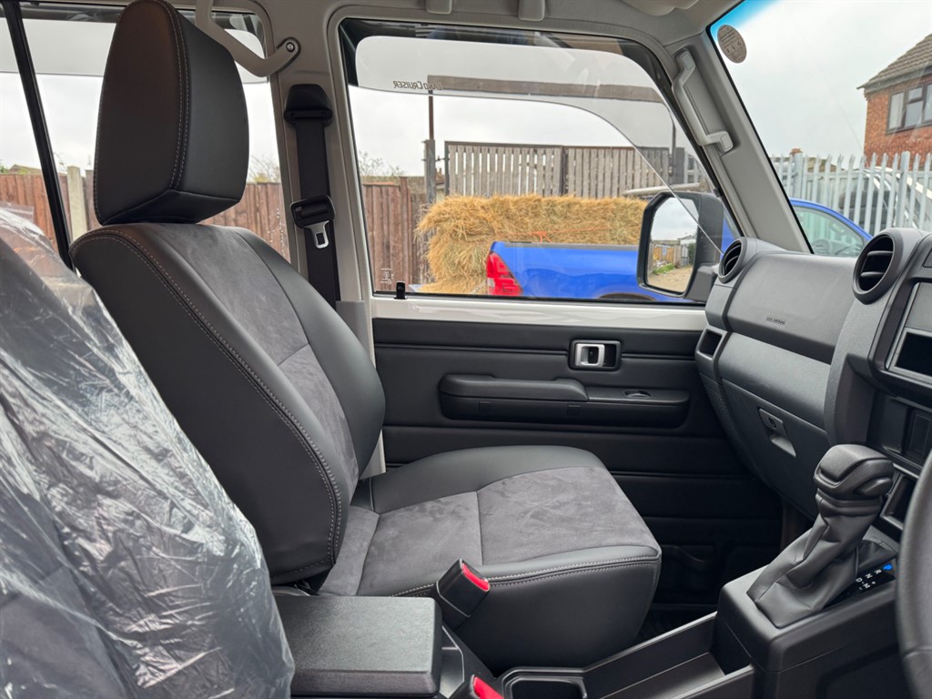 Used Toyota Land Cruiser 2025 for sale - 77036472: Photo 14