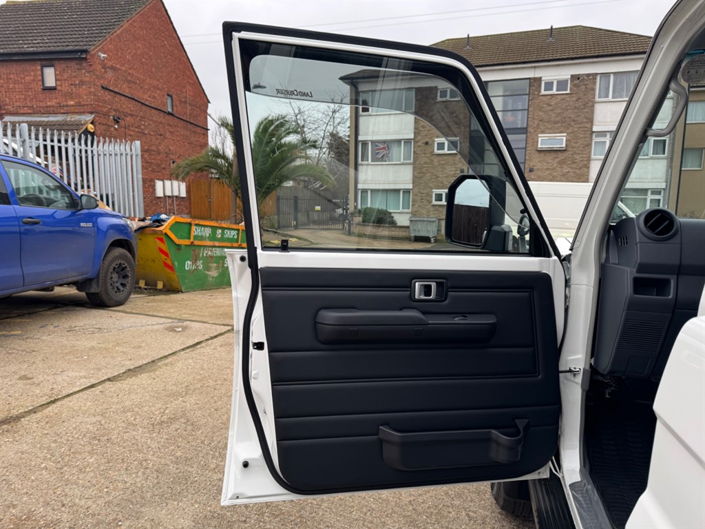 Used Toyota Land Cruiser 2025 for sale - 77036472: Photo 16