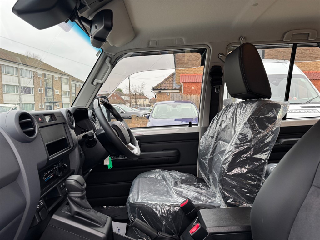 Used Toyota Land Cruiser 2025 for sale - 77036472: Photo 18