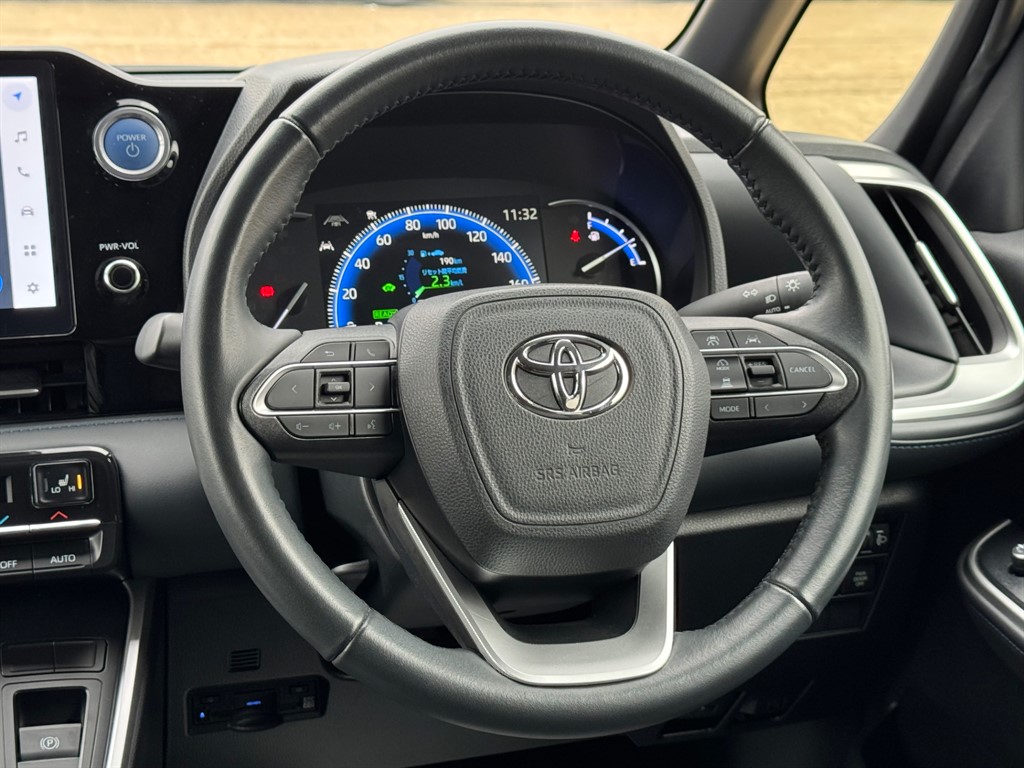 Used Toyota Voxy 2022 for sale - 77797876: Photo 34