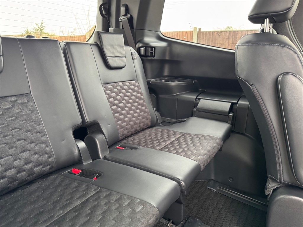 Used Toyota Voxy 2022 for sale - 77797876: Photo 58