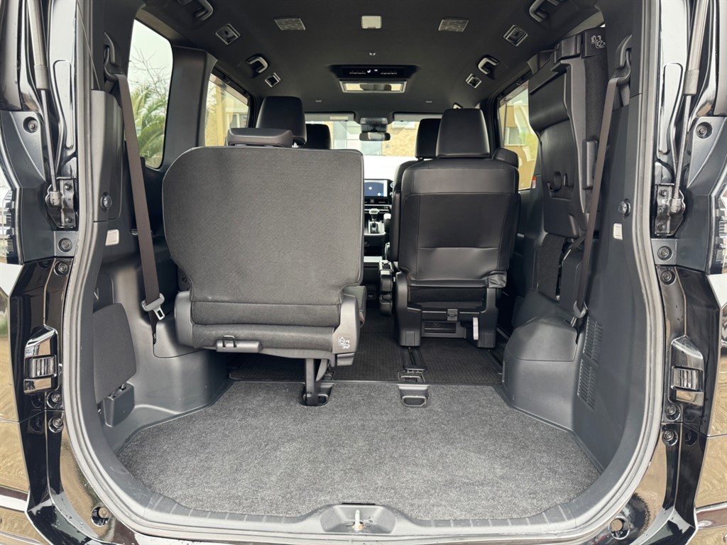 Used Toyota Voxy 2022 for sale - 77797876: Photo 62