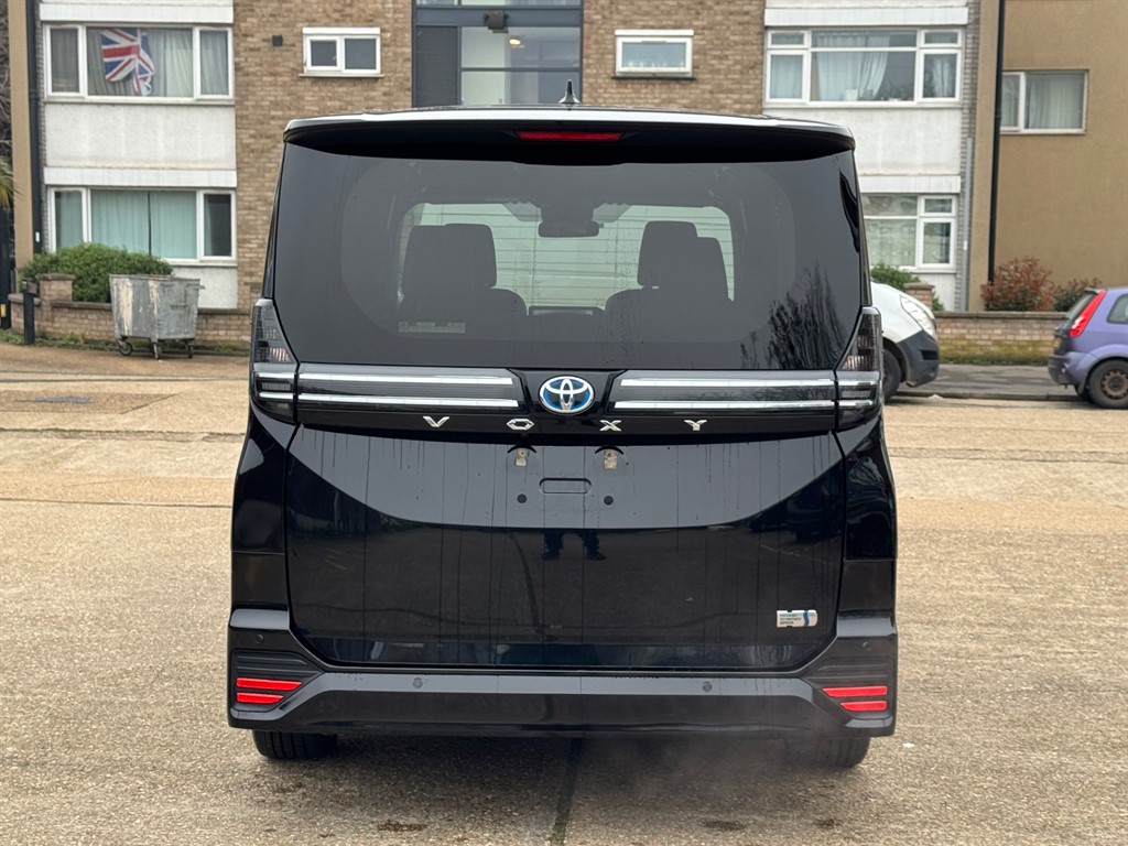 Used Toyota Voxy 2022 for sale - 77797876: Photo 68