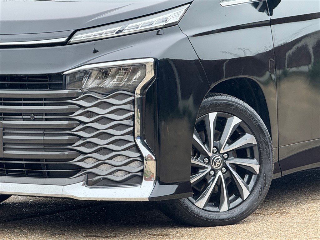 Used Toyota Voxy 2022 for sale - 77797876: Photo 71