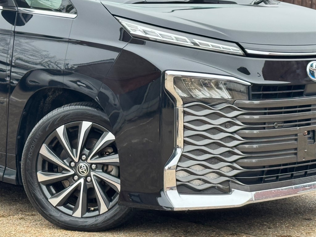 Used Toyota Voxy 2022 for sale - 77797876: Photo 74