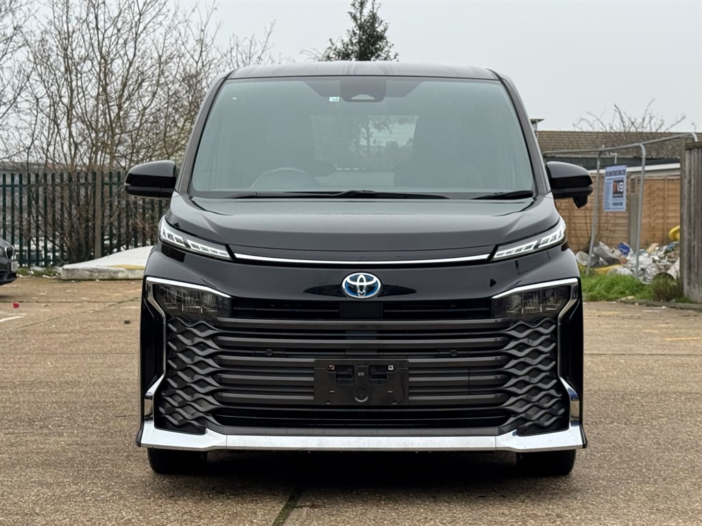 Used Toyota Voxy 2022 for sale - 77797876: Photo 75