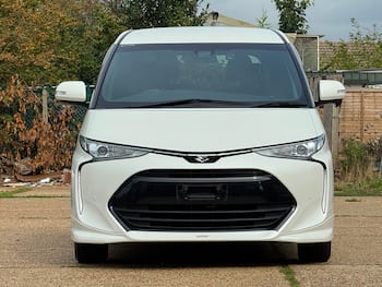 Used Toyota Estima 2019 for sale - 79842094: Photo