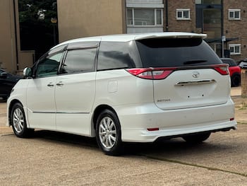 Used Toyota Estima 2019 for sale - 79842094: Photo