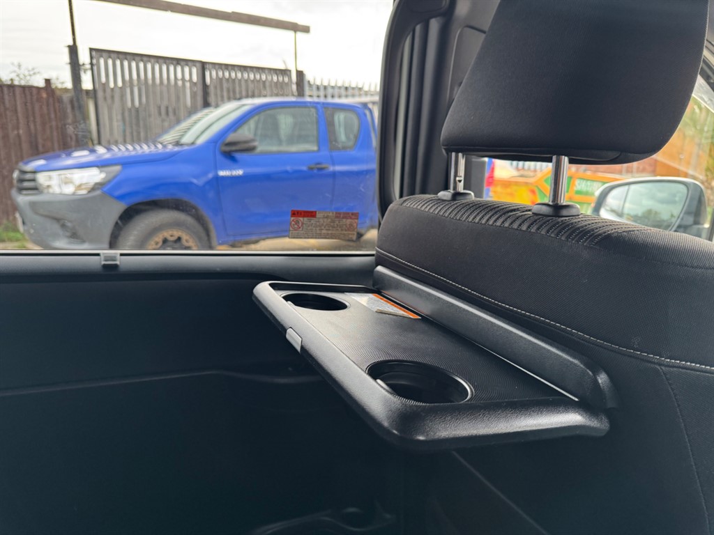 Used Toyota Voxy 2017 for sale - 76480001: Photo 43