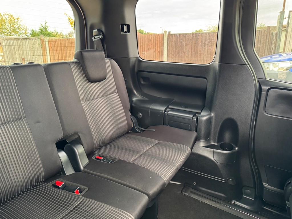 Used Toyota Voxy 2017 for sale - 76480001: Photo 48