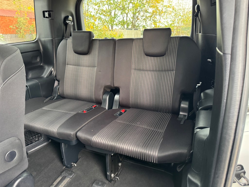 Used Toyota Voxy 2017 for sale - 76480001: Photo 49