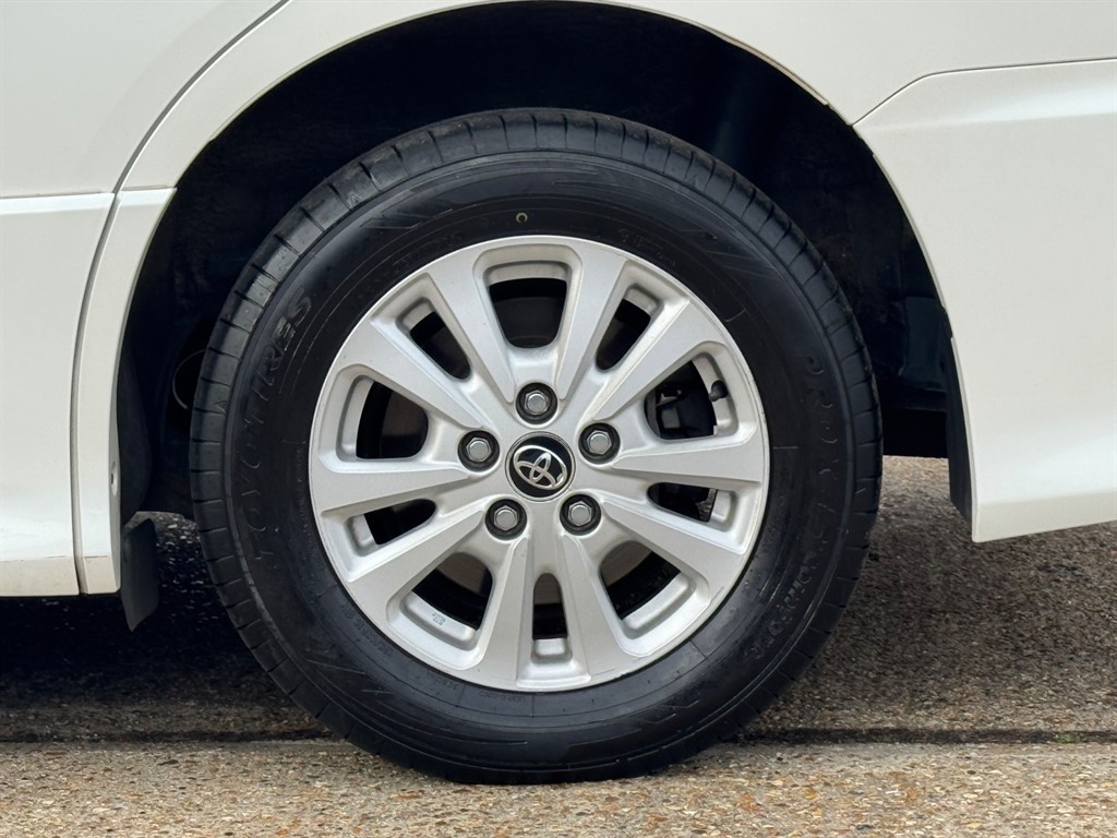 Used Toyota Voxy 2017 for sale - 76480001: Photo 64