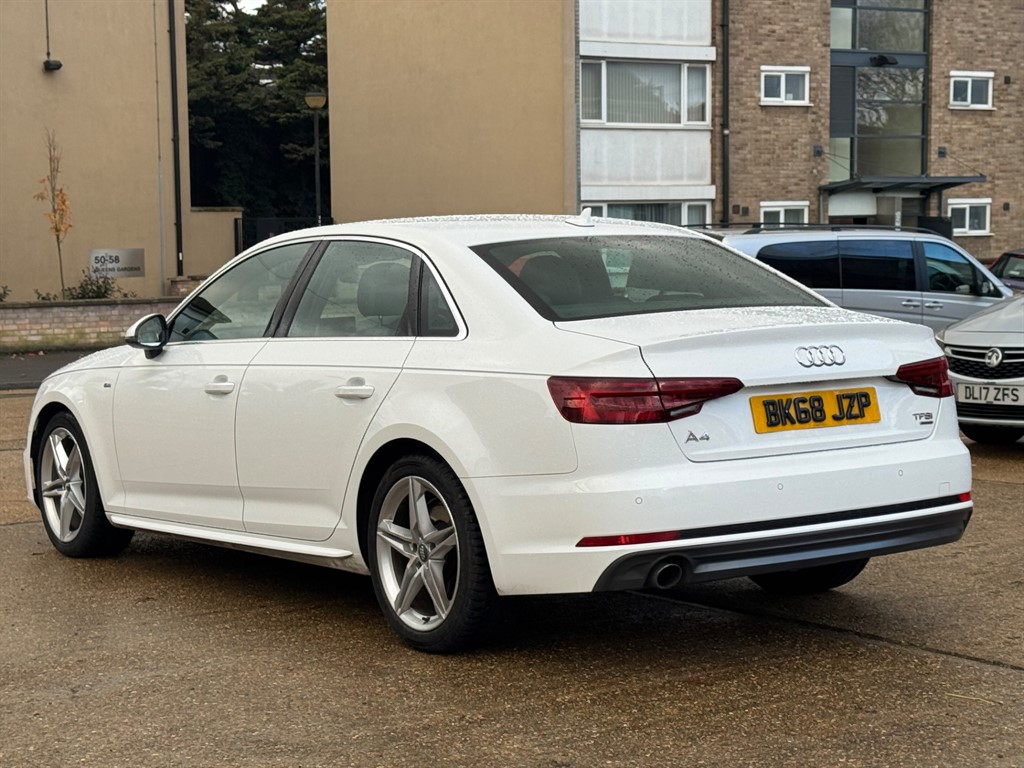 Used Audi A4 2018 for sale - 76754880: Photo 4