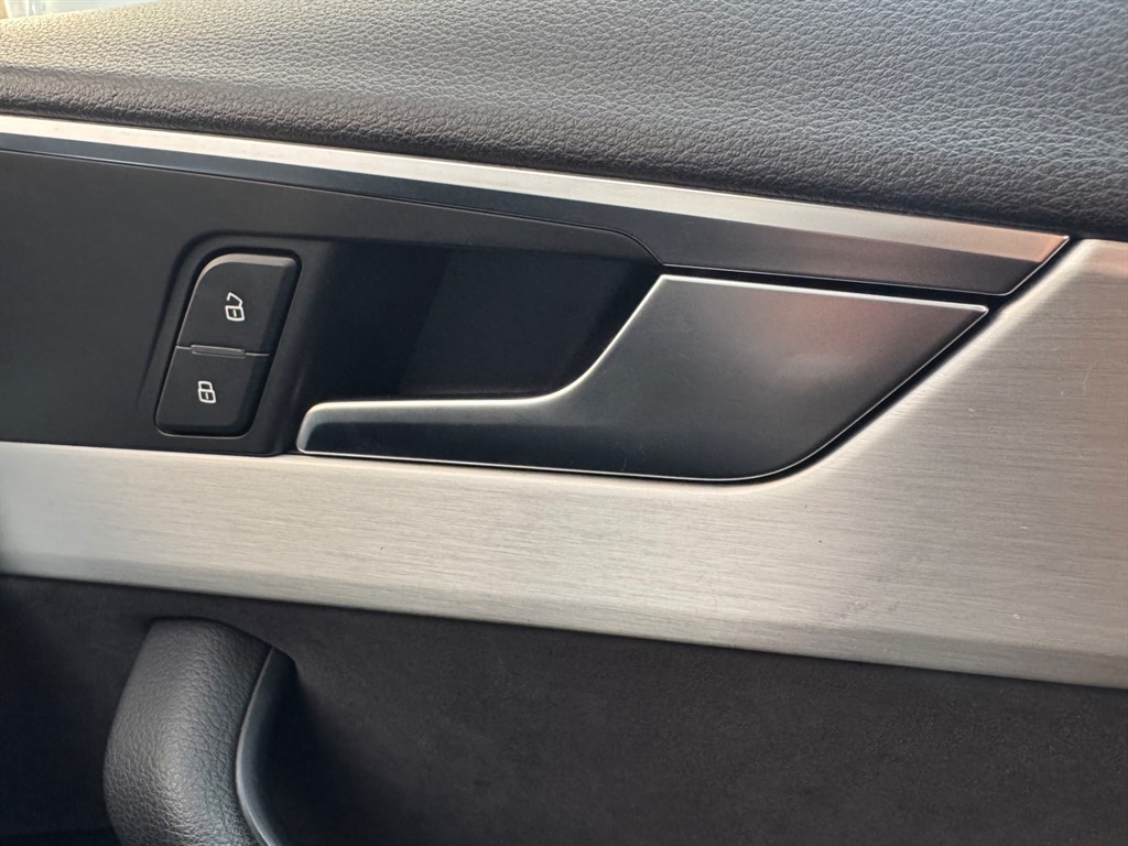 Used Audi A4 2018 for sale - 76754880: Photo 41