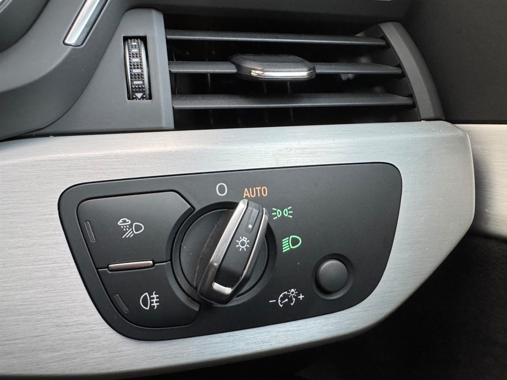 Used Audi A4 2018 for sale - 76754880: Photo 42