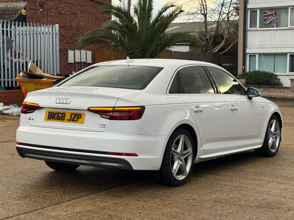 Used Audi A4 2018 for sale - 76754880: Photo 6
