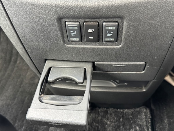 Used Nissan Elgrand 2020 for sale - 75606070: Photo 30