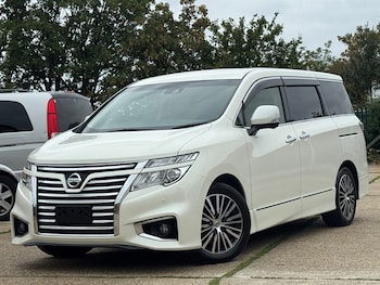 Used Nissan Elgrand 2020 for sale - 75606070: Photo