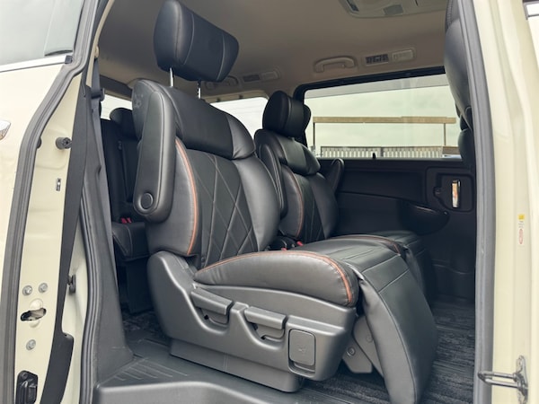 Used Nissan Elgrand 2020 for sale - 75606070: Photo 49