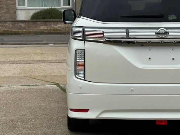 Used Nissan Elgrand 2020 for sale - 75606070: Photo 59