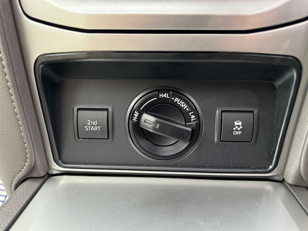 Used Toyota Landcruiser 2023 for sale - 75570676: Photo 57