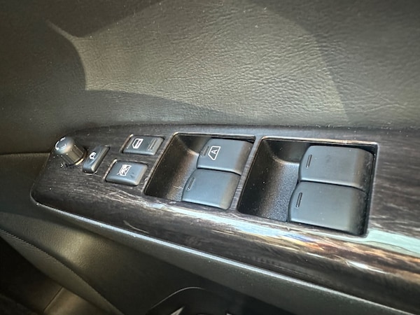 Used Nissan Elgrand 2013 for sale - 75572151: Photo 33
