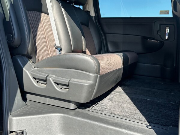 Used Nissan Elgrand 2013 for sale - 75572151: Photo 36