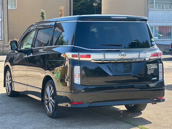 Used Nissan Elgrand 2013 for sale - 75572151: Photo 7