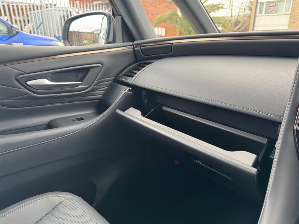 Used Toyota Alphard 2024 for sale - 77393644: Photo 21