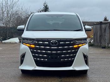 Used Toyota Alphard 2024 for sale - 77393644: Photo