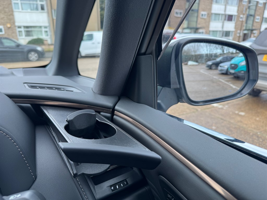 Used Toyota Alphard 2024 for sale - 77393644: Photo 42