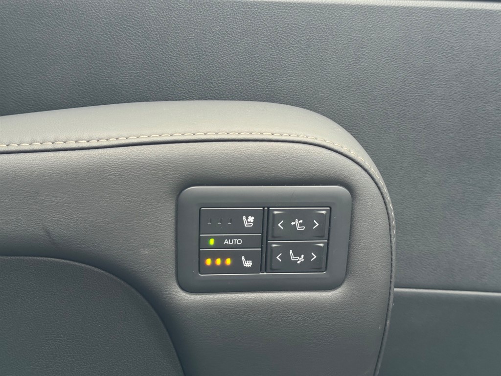 Used Toyota Alphard 2024 for sale - 77393644: Photo 52