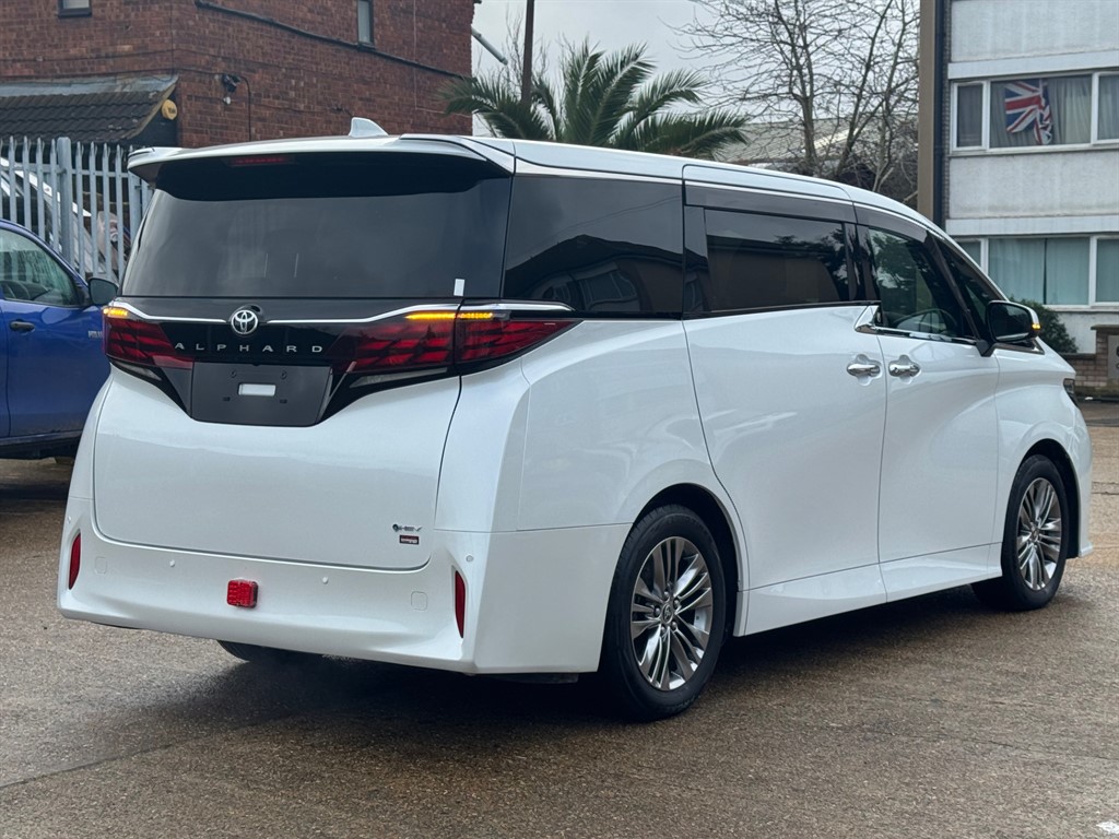 Used Toyota Alphard 2024 for sale - 77393644: Photo 6